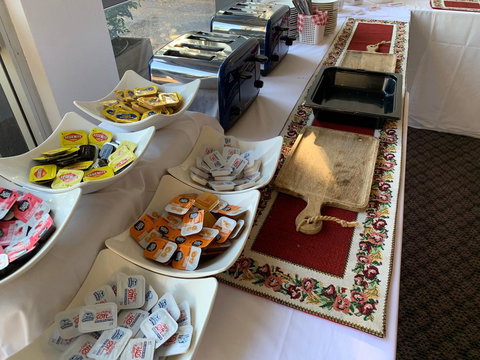 Winnellie Hotel Motel - Food Delivery Shop 4