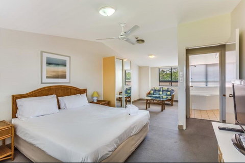 Nelson Bay Breeze - Food Delivery Shop 25