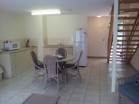Nelson Bay Breeze - Food Delivery Shop 35