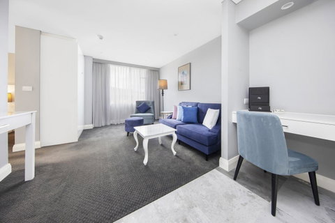 Canberra Rex Hotel - Food Delivery Shop 44