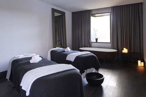 Hotel Realm - Food Delivery Shop 23
