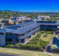 Lennox Holiday Apartments - Food Delivery Shop