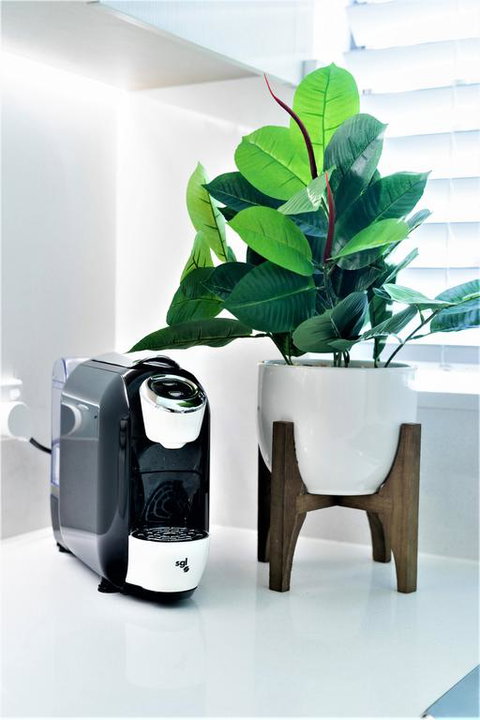 Bondi Beach Oasis-Car Park+Pool+Air Con - Food Delivery Shop 3