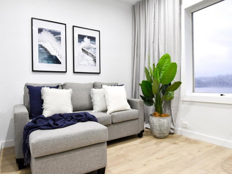 BONDI BEACH PAD-hosted By:L'Abode Accommodation - Food Delivery Shop 0