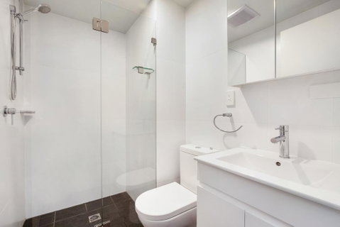 Bondi Beach Studios Suite 1 - Food Delivery Shop 3