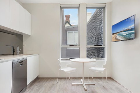 Bondi Beach Studios Suite 1 - Food Delivery Shop 1