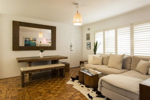 Bondi Beachside Apartment - Food Delivery Shop 1