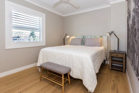 BONDI BREEZE-hosted By:L'Abode Accommodation - Food Delivery Shop 2