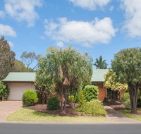 Bottlebrush - Food Delivery Shop