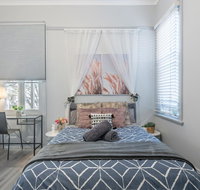 Boutique Private Rm situated in the heart of Burwood1 - Food Delivery Shop