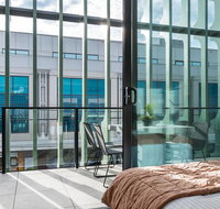 BOUTIQUE STAYS - Axel Apartments - Food Delivery Shop