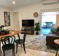 Boutique Stays - Carlton Terrace - Food Delivery Shop