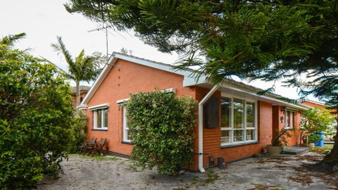 BOUTIQUE STAYS - Sandy Haven A - Food Delivery Shop 1