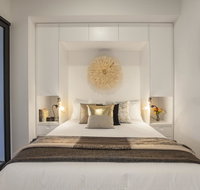 Boutique Stays - Vox Terrace Prahran Apartment - Food Delivery Shop