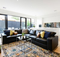 Boutique Stays-Murrumbeena Place 1 - Food Delivery Shop