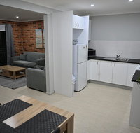Bowman's Place - Food Delivery Shop