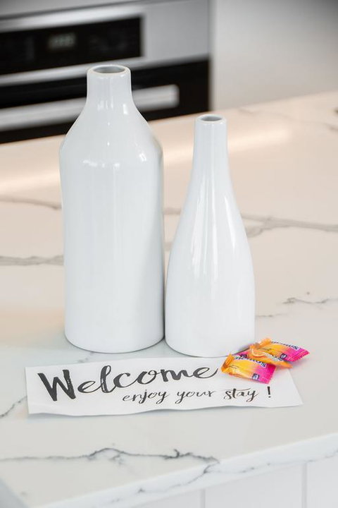 BRAND NEW- Premium Bondi Beach Escape - Food Delivery Shop 3