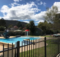 Bright Pine Valley Tourist Park - Food Delivery Shop