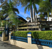 Brisbane Manor - Food Delivery Shop