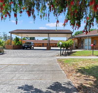 Broadford Sugarloaf Motel - Food Delivery Shop