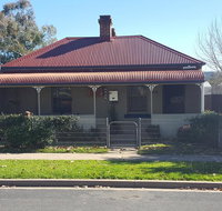Browncoat Cottage Mudgee - Food Delivery Shop