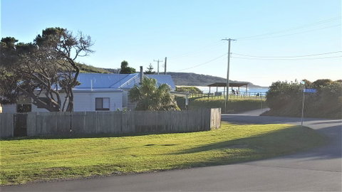 By The Beach @ Catho - Food Delivery Shop 2