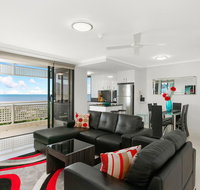 Cairns Luxury Waterfront Apartment - Food Delivery Shop