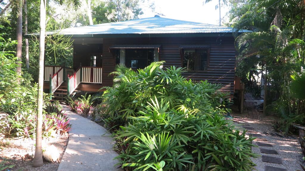 Magnetic Island QLD Food Delivery Shop