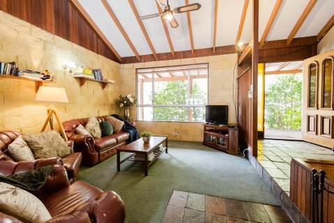 Camellia Cottage - Food Delivery Shop 1