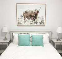 Canguri Boutique Cottage - Food Delivery Shop