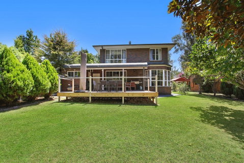 Canyon Walk House - On The Ovens River - Food Delivery Shop 2