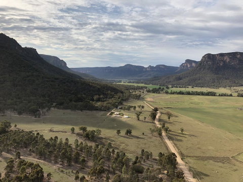 Capertee Valley Farmstays: Glenbrook Cottage - Food Delivery Shop 0