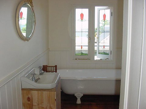 Captain Lock's Cottage - Food Delivery Shop 1