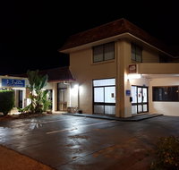 Caravilla Motor Inn - Food Delivery Shop