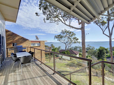 Catch Of The Day', 72 Government Road - Great House With Water Views - Food Delivery Shop 1