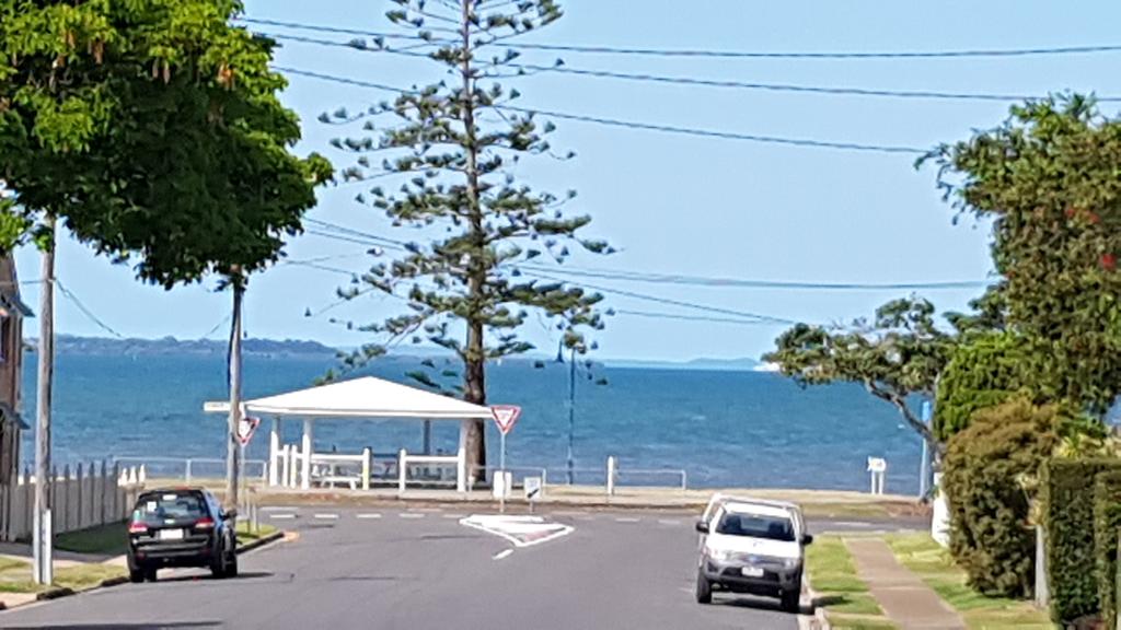 Wynnum QLD Food Delivery Shop