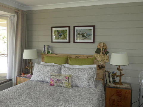 Cedarview Bed & Breakfast - Food Delivery Shop 2