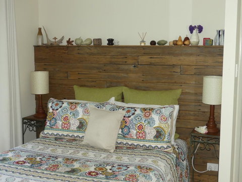 Cedarview Bed & Breakfast - Food Delivery Shop 1