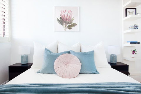 Centennial Park - L'Abode Accommodation - Food Delivery Shop 2