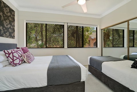 Centennial Terrace Apartments - Food Delivery Shop 2