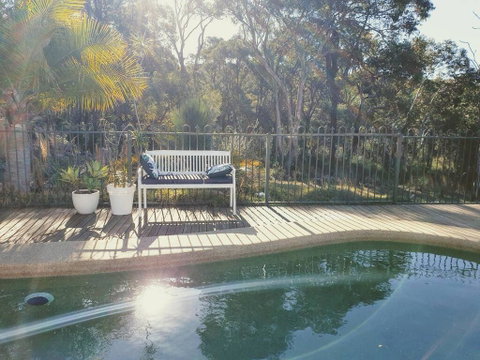 Central Coast Getaway 4B Family Holiday Home - Food Delivery Shop 1