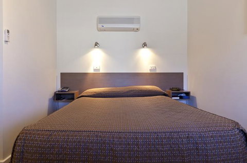 Chalambar Motel - Food Delivery Shop 2