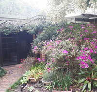 Charming country house close to Grafton - Food Delivery Shop