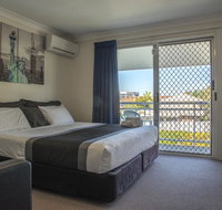Chermside Court Motel - Food Delivery Shop