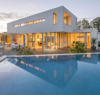 Cinque - Luxury Family Home with Pool Close to Beach and Town - Food Delivery Shop