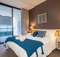City Centre convenienceFree Wifi Parking Netflix Wine - Food Delivery Shop