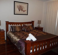 City Getaway 3 Bedroom Adelaide's East End - Food Delivery Shop