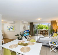 City Stadium Apartment on the riverfront - Food Delivery Shop