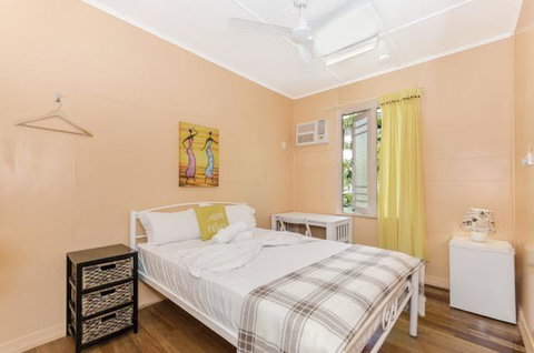 Civic Guesthouse - Food Delivery Shop 3