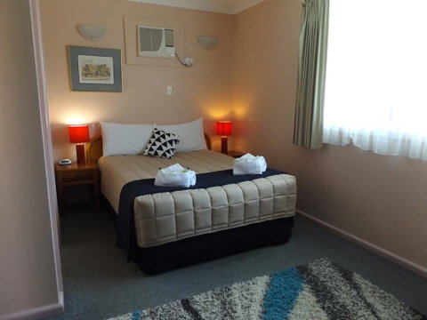 Civic Motel Grafton - Food Delivery Shop 1